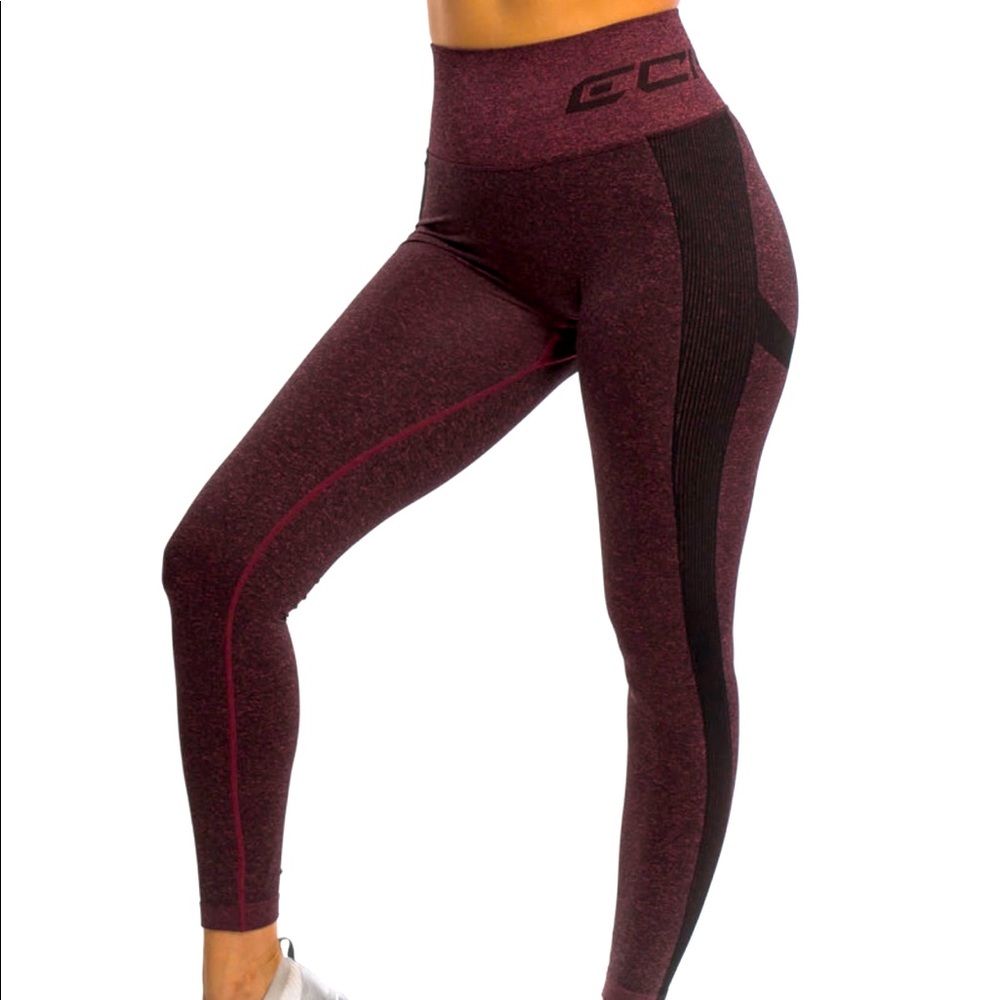 ECHT Arise Scrunch Leggings V2 - Berry
